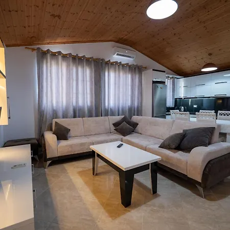 Siars Apartmán Ksamil